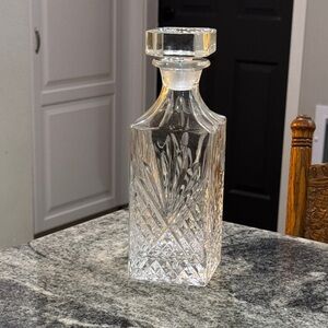 Elegant Clear Glass Decanter